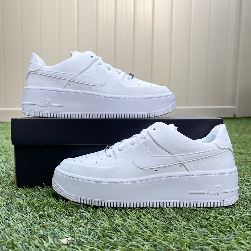 Nike Air Force 1 Sage low white